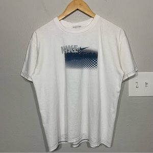 Vintage Y2K Nike Athletics #72 Center Swoosh White Tee‎ Medium